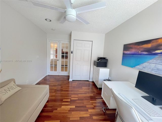 4923 SW 33rd Way, Hollywood, FL 33312