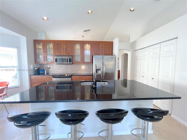 4923 SW 33rd Way, Hollywood, FL 33312