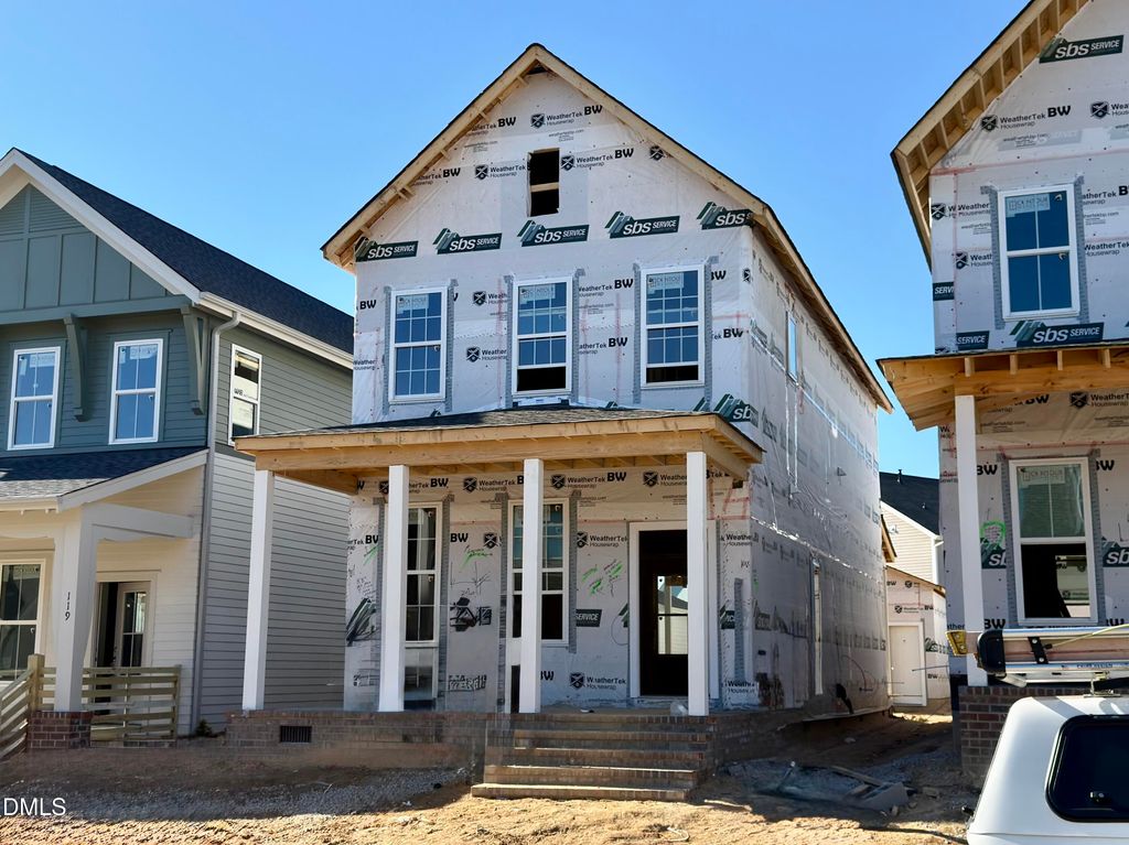 121 Mossy Falls Way, Wendell, NC 27591