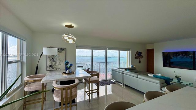 11111 NE Biscayne Boulevard 16A, Miami, FL 33181
