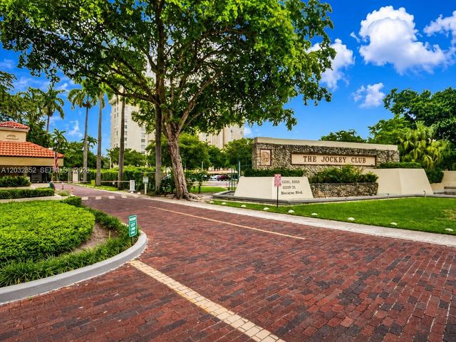 11111 NE Biscayne Boulevard 16A, Miami, FL 33181