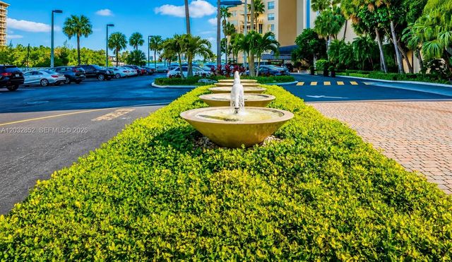 11111 NE Biscayne Boulevard 16A, Miami, FL 33181