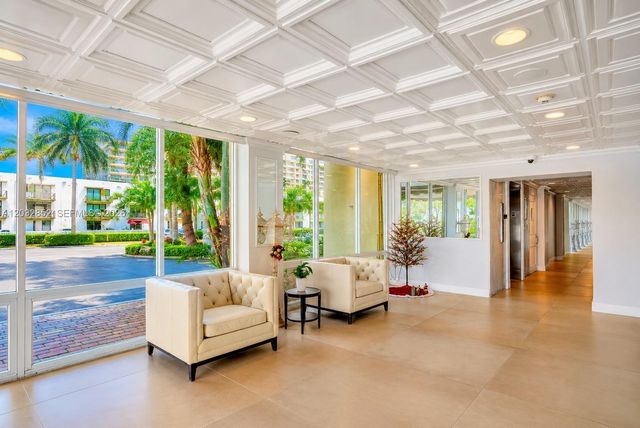 11111 NE Biscayne Boulevard 16A, Miami, FL 33181