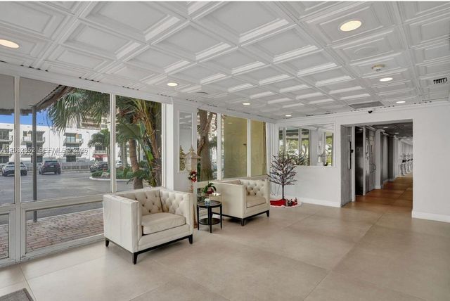 11111 NE Biscayne Boulevard 16A, Miami, FL 33181