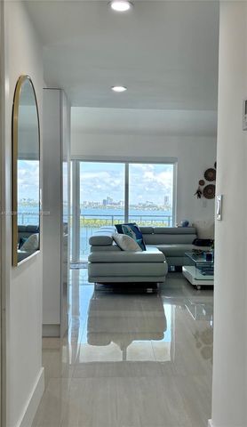11111 NE Biscayne Boulevard 16A, Miami, FL 33181