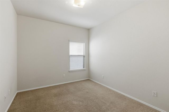 124 Golden Eagle LN, Leander, TX 78641