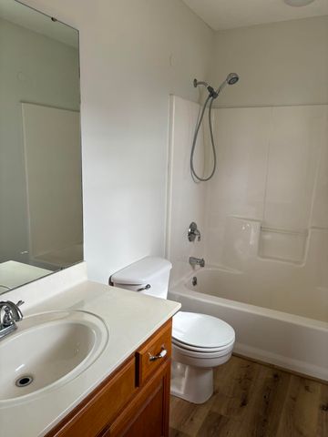 424 S Southgate Drive, Nixa, MO 65714