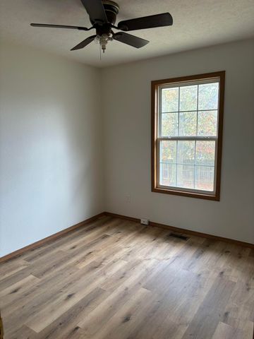 424 S Southgate Drive, Nixa, MO 65714