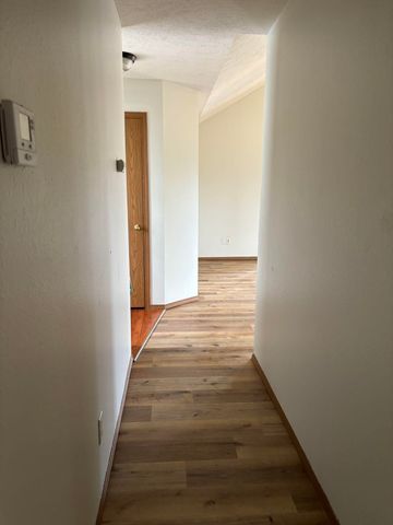 424 S Southgate Drive, Nixa, MO 65714