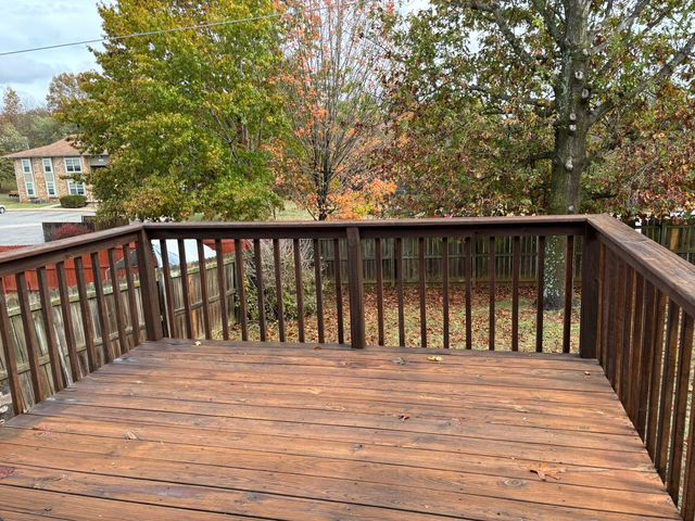 424 S Southgate Drive, Nixa, MO 65714