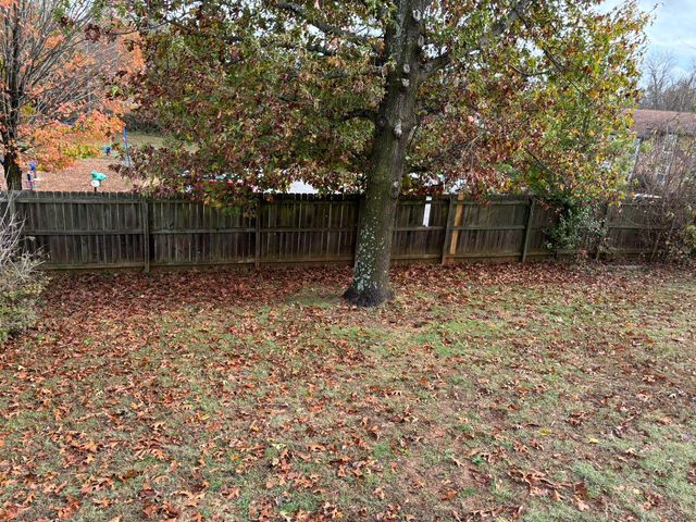 424 S Southgate Drive, Nixa, MO 65714