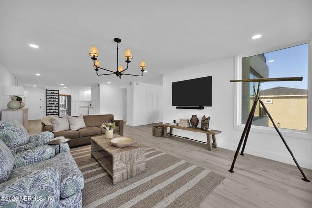 2100 OCEAN Drive 3E, Jacksonville Beach, FL 32250