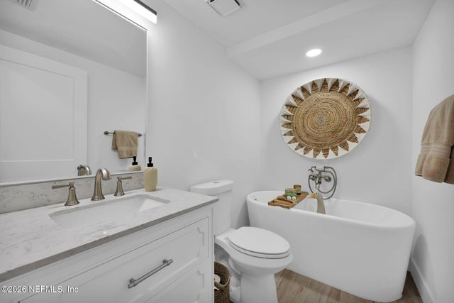 2100 OCEAN Drive 3E, Jacksonville Beach, FL 32250