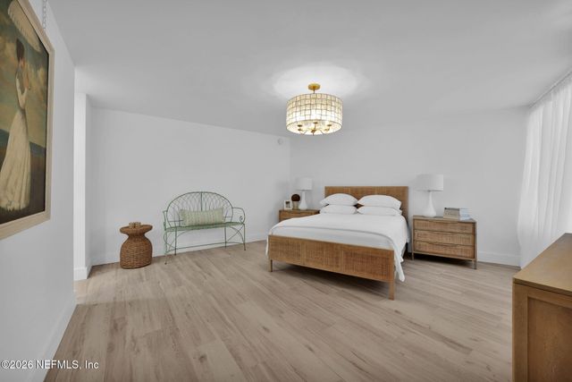 2100 OCEAN Drive 3E, Jacksonville Beach, FL 32250