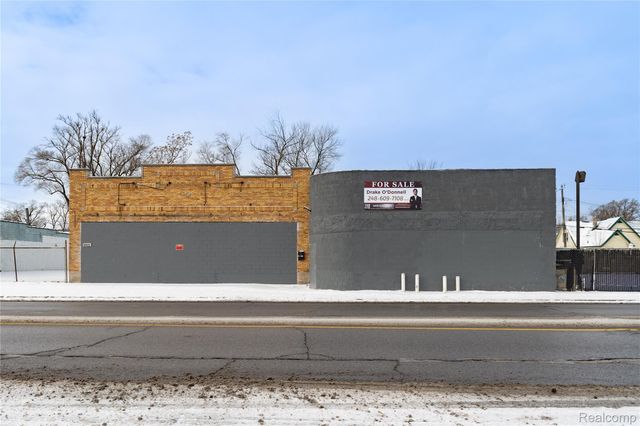 15031 Wyoming Avenue, Detroit, MI 48238