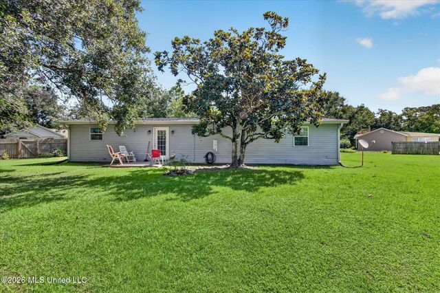259 Trout Street, Waveland, MS 39576