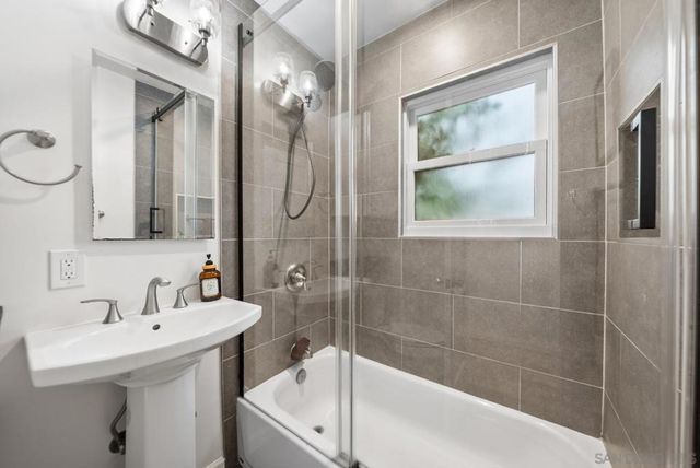 7009 Wyoming Ave, La Mesa, CA 91942