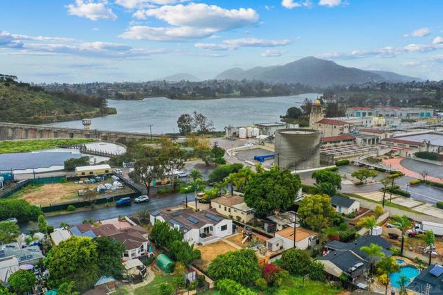 7009 Wyoming Ave, La Mesa, CA 91942