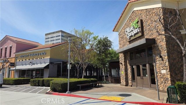 171 E City Place Drive, Santa Ana, CA 92705