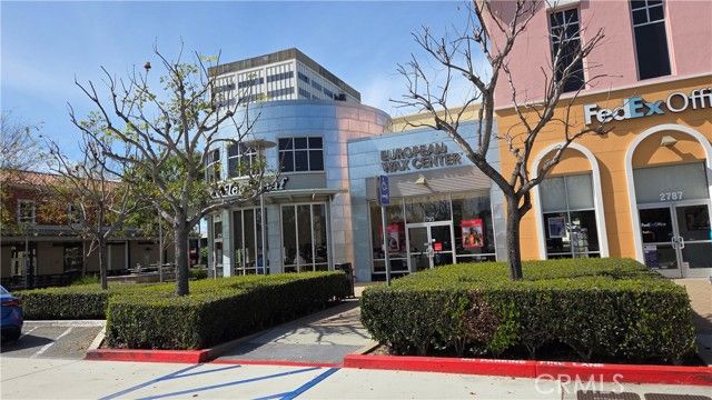 171 E City Place Drive, Santa Ana, CA 92705