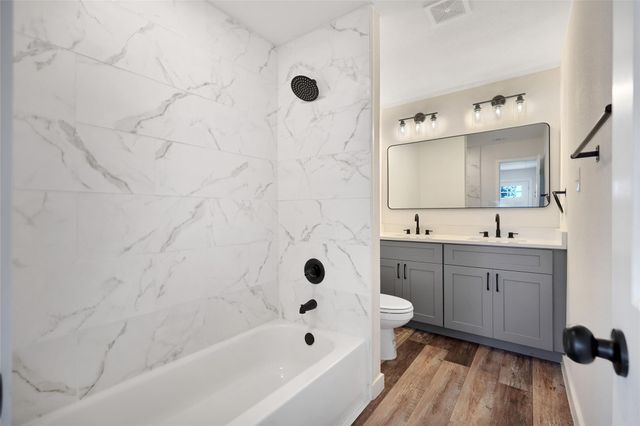 3214 Stallings Drive, Houston, TX 77088