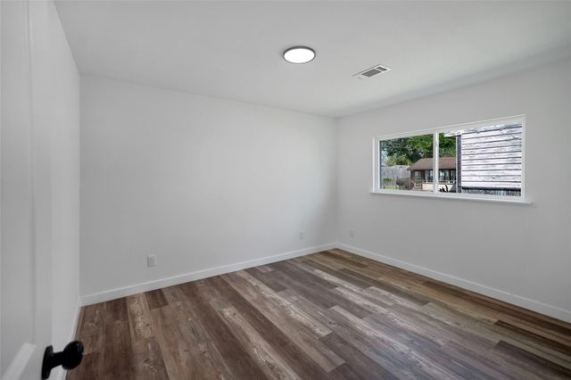 3214 Stallings Drive, Houston, TX 77088