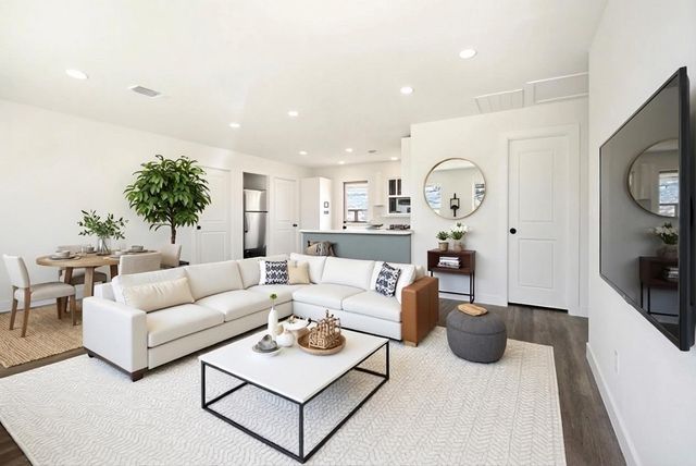 3214 Stallings Drive, Houston, TX 77088