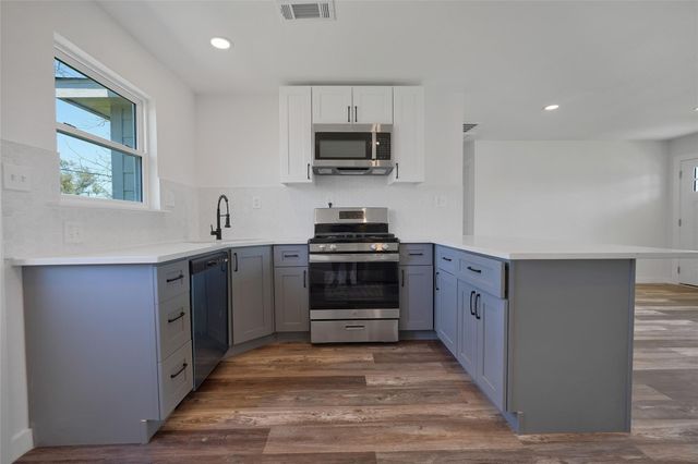 3214 Stallings Drive, Houston, TX 77088