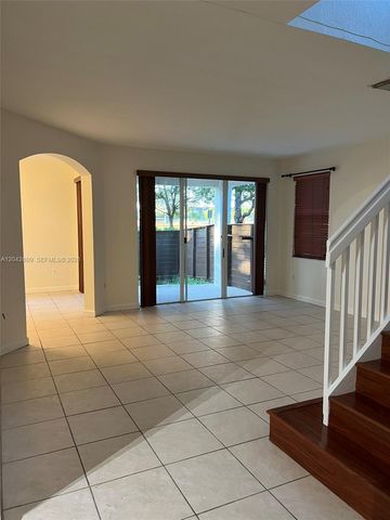 10861 NW 85th Terrace, Doral, FL 33178