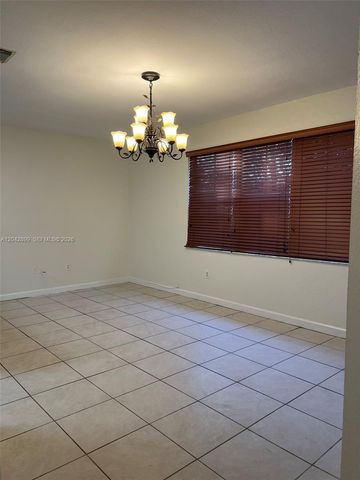 10861 NW 85th Terrace, Doral, FL 33178