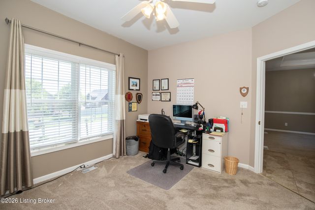 9904 Hazel Tree Dr, Louisville, KY 40291