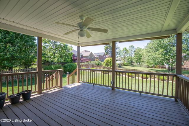 9904 Hazel Tree Dr, Louisville, KY 40291