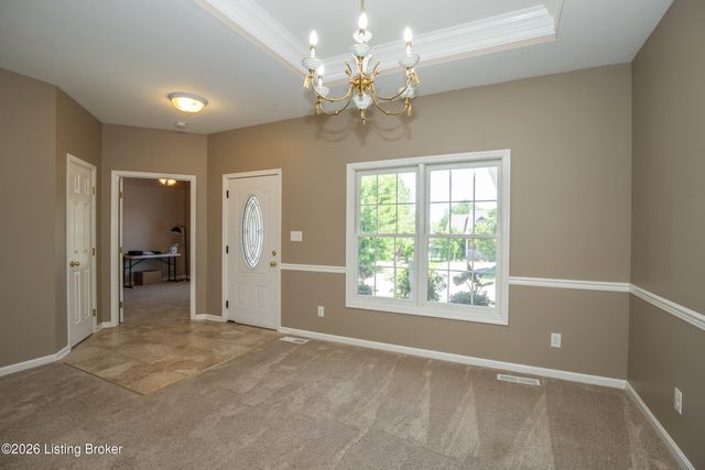 9904 Hazel Tree Dr, Louisville, KY 40291