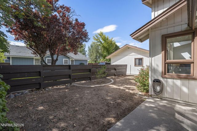 1700 Mackland Avenue, Minden, NV 89423