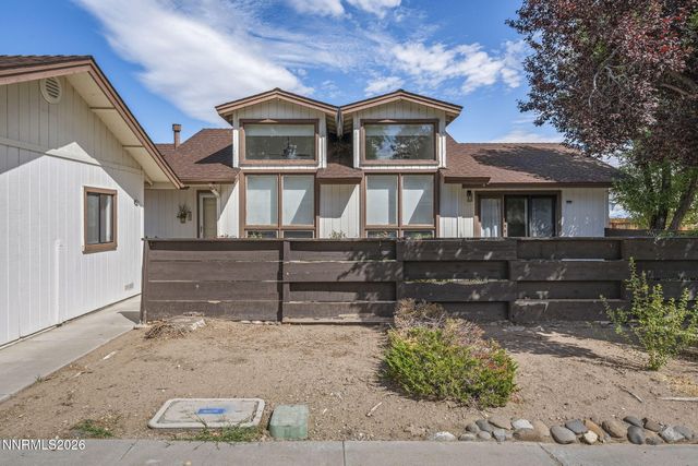 1700 Mackland Avenue, Minden, NV 89423