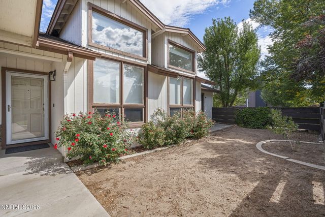 1700 Mackland Avenue, Minden, NV 89423