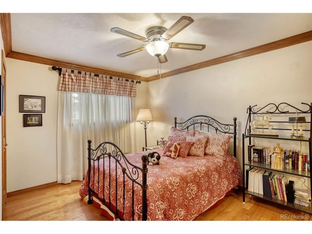 6306 S Johnson St, Littleton, CO 80123