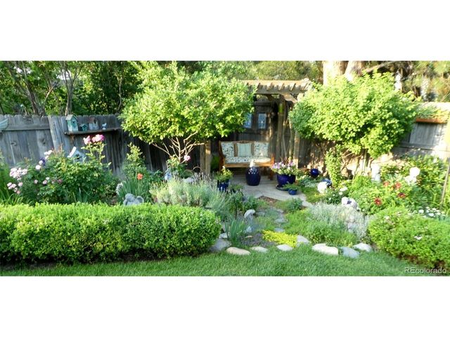 6306 S Johnson St, Littleton, CO 80123