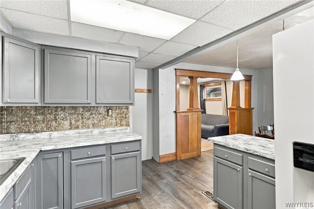 2410 Cleveland Avenue, Niagara Falls, NY 14305
