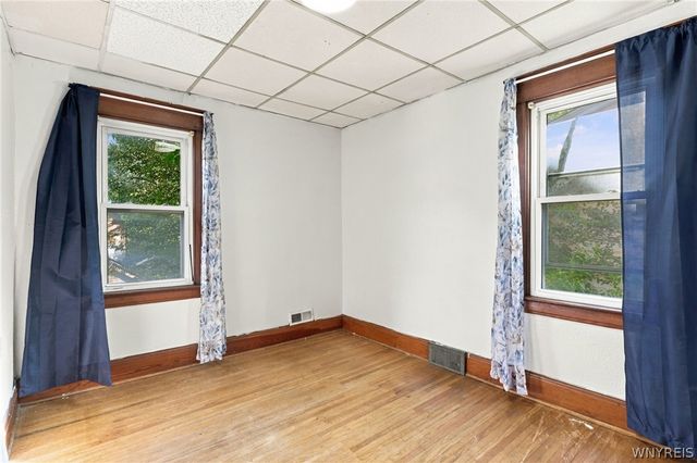 2410 Cleveland Avenue, Niagara Falls, NY 14305