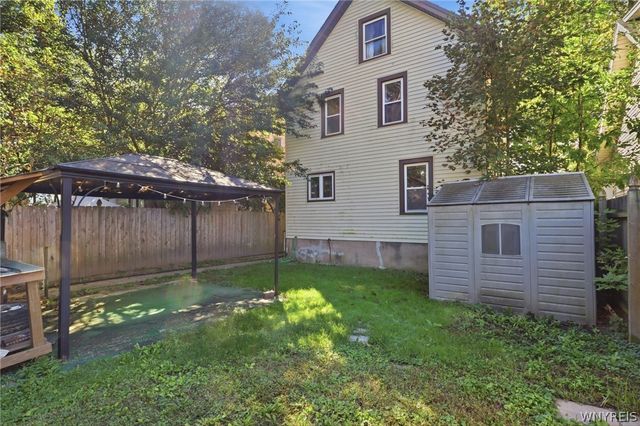 2410 Cleveland Avenue, Niagara Falls, NY 14305