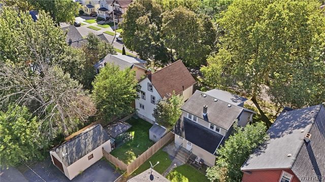 2410 Cleveland Avenue, Niagara Falls, NY 14305