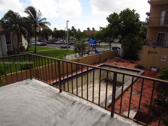 5100 SW 41st St 205, Pembroke Park, FL 33023