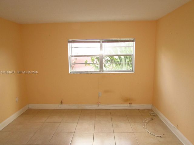 5100 SW 41st St 205, Pembroke Park, FL 33023