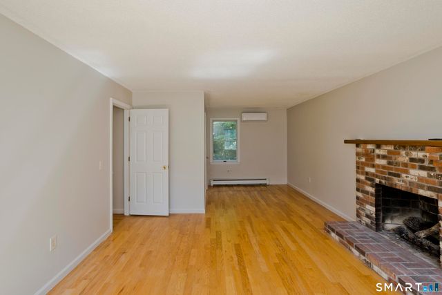 1 Autumn Drive, Enfield, CT 06082