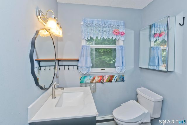 1 Autumn Drive, Enfield, CT 06082