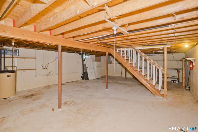 1 Autumn Drive, Enfield, CT 06082