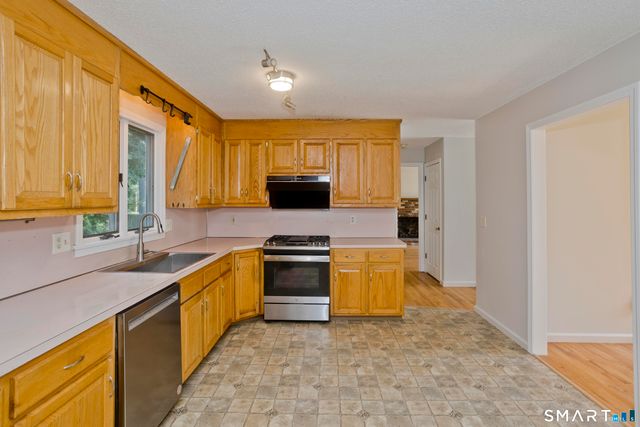 1 Autumn Drive, Enfield, CT 06082