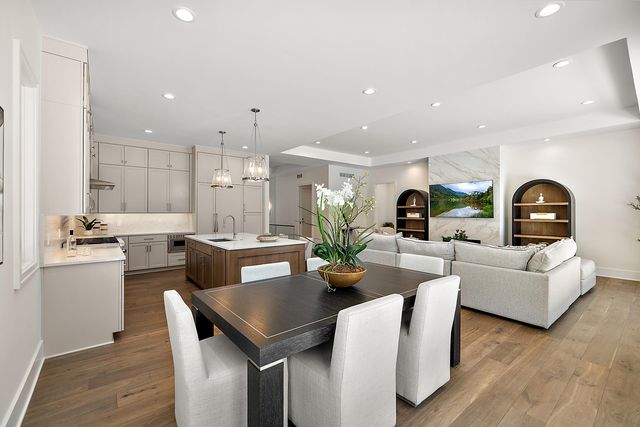 4182 Prescott Park Circle, West Bloomfield, MI 48323