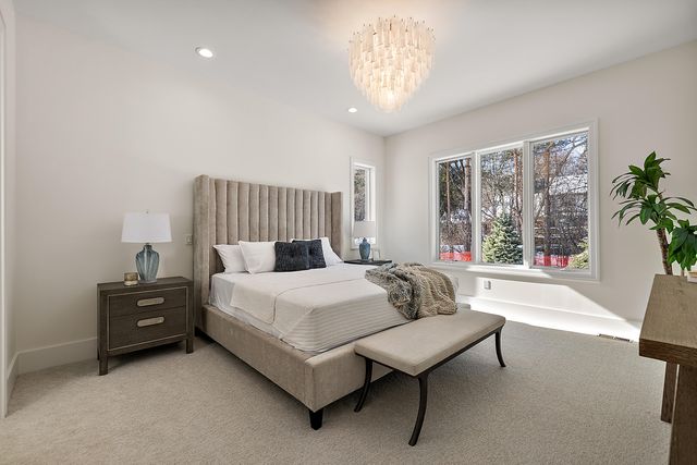 4182 Prescott Park Circle, West Bloomfield, MI 48323